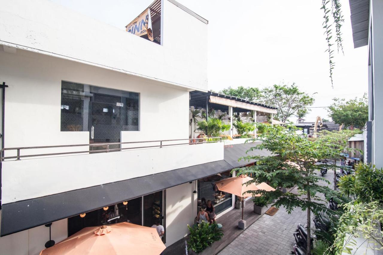Hotel Srikrisna Seminyak Zimmer foto