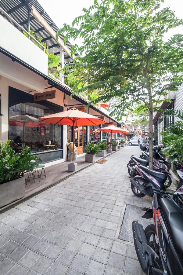 Hotel Srikrisna Seminyak Exterior foto