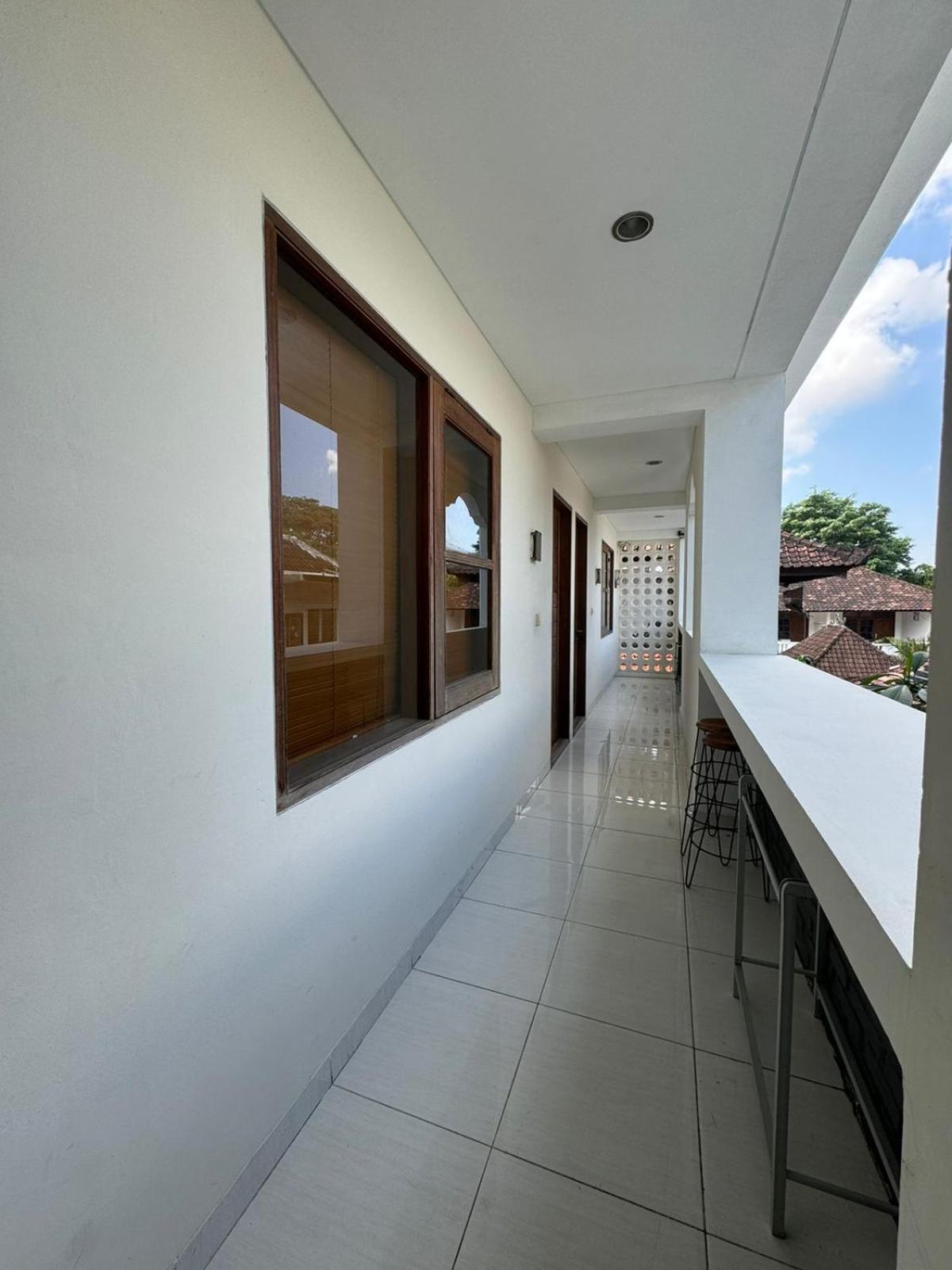 Hotel Srikrisna Seminyak Exterior foto